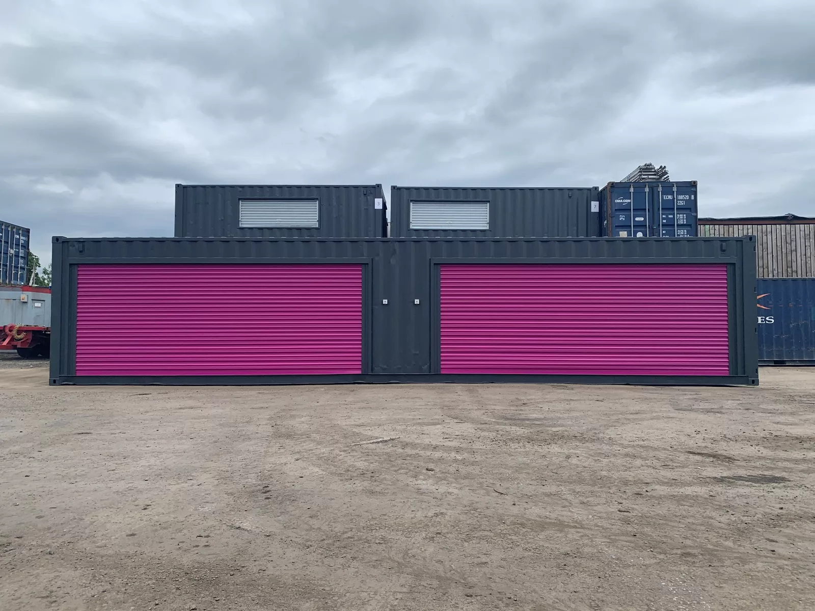40ft x 8ft Roller Shutter Shipping Container – Secure, Accessible, and Weatherproof Storage - Imagen 4