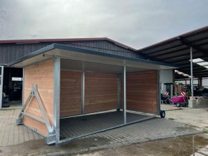 Caballeriza Modular Móvil de Lujo con Estructura de Acero Galvanizado en Caliente